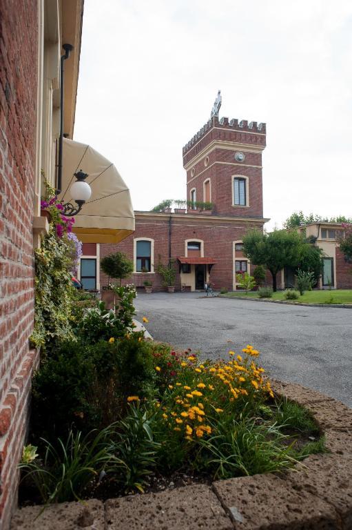 Hotel Candiani Casale Monferrato Exterior photo