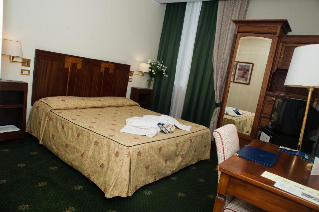 Hotel Candiani Casale Monferrato Exterior photo