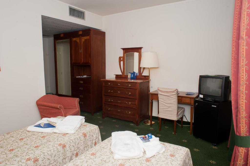 Hotel Candiani Casale Monferrato Exterior photo
