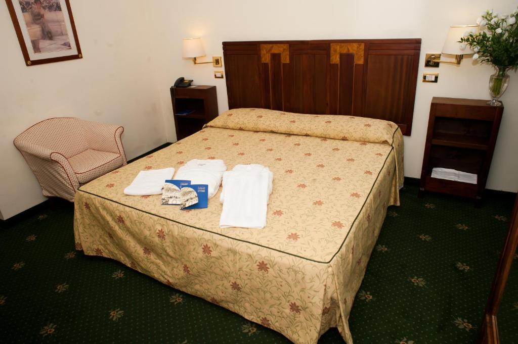 Hotel Candiani Casale Monferrato Exterior photo