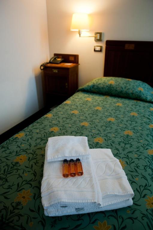 Hotel Candiani Casale Monferrato Exterior photo
