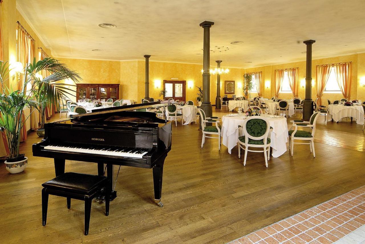 Hotel Candiani Casale Monferrato Exterior photo